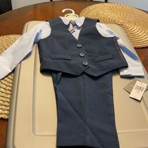 Dress suit- 18months
